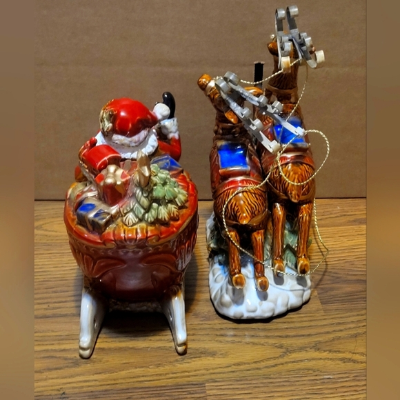 Santa in Sleigh With 2 Reindeer Costco #910145 Vintage Ceramic with original box - Picture 6 of 6